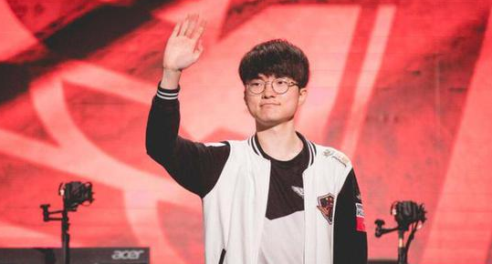 体育2023年09月27日《体育新闻》完整版