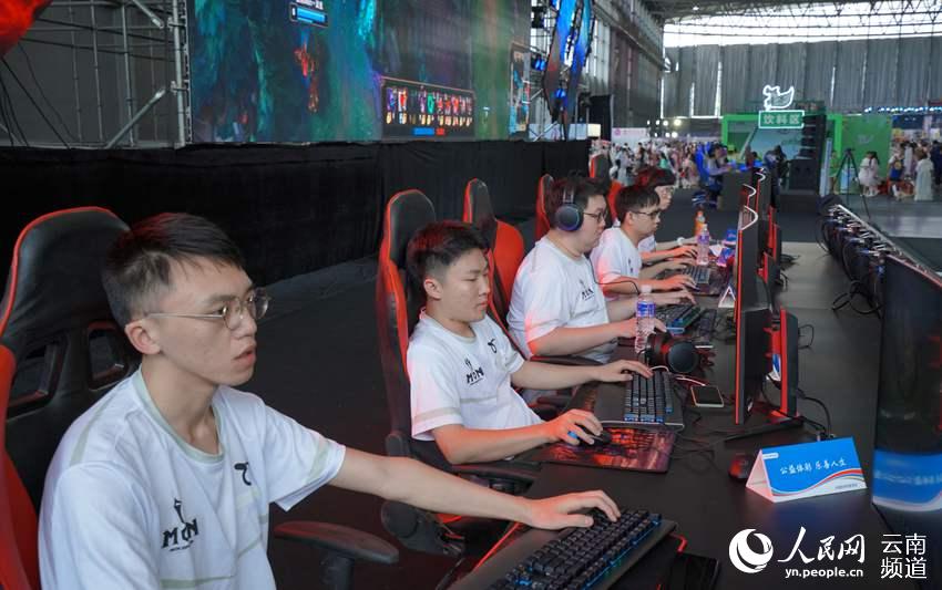 例如反复演 例如反复演