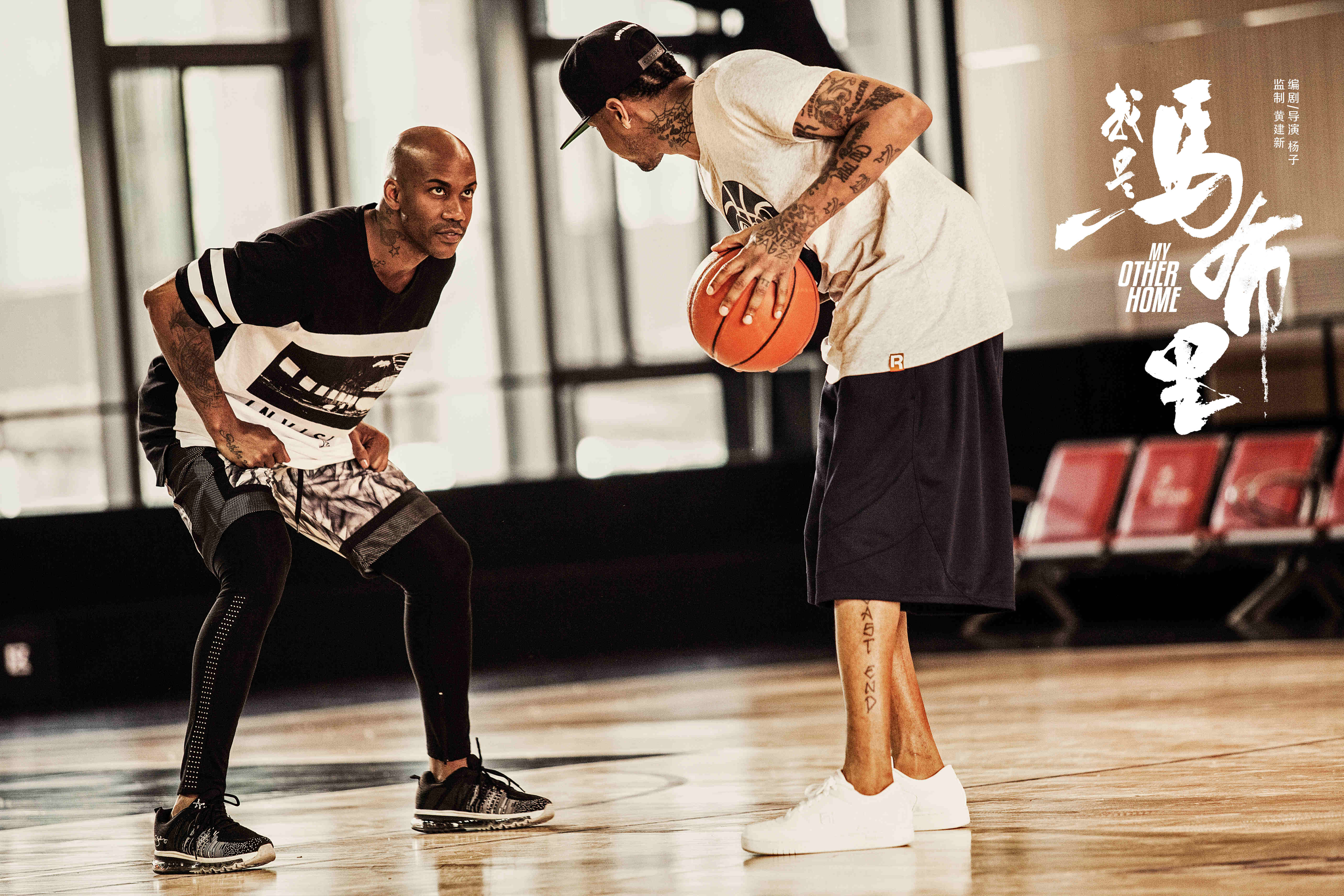 进到一个更 进到一个更